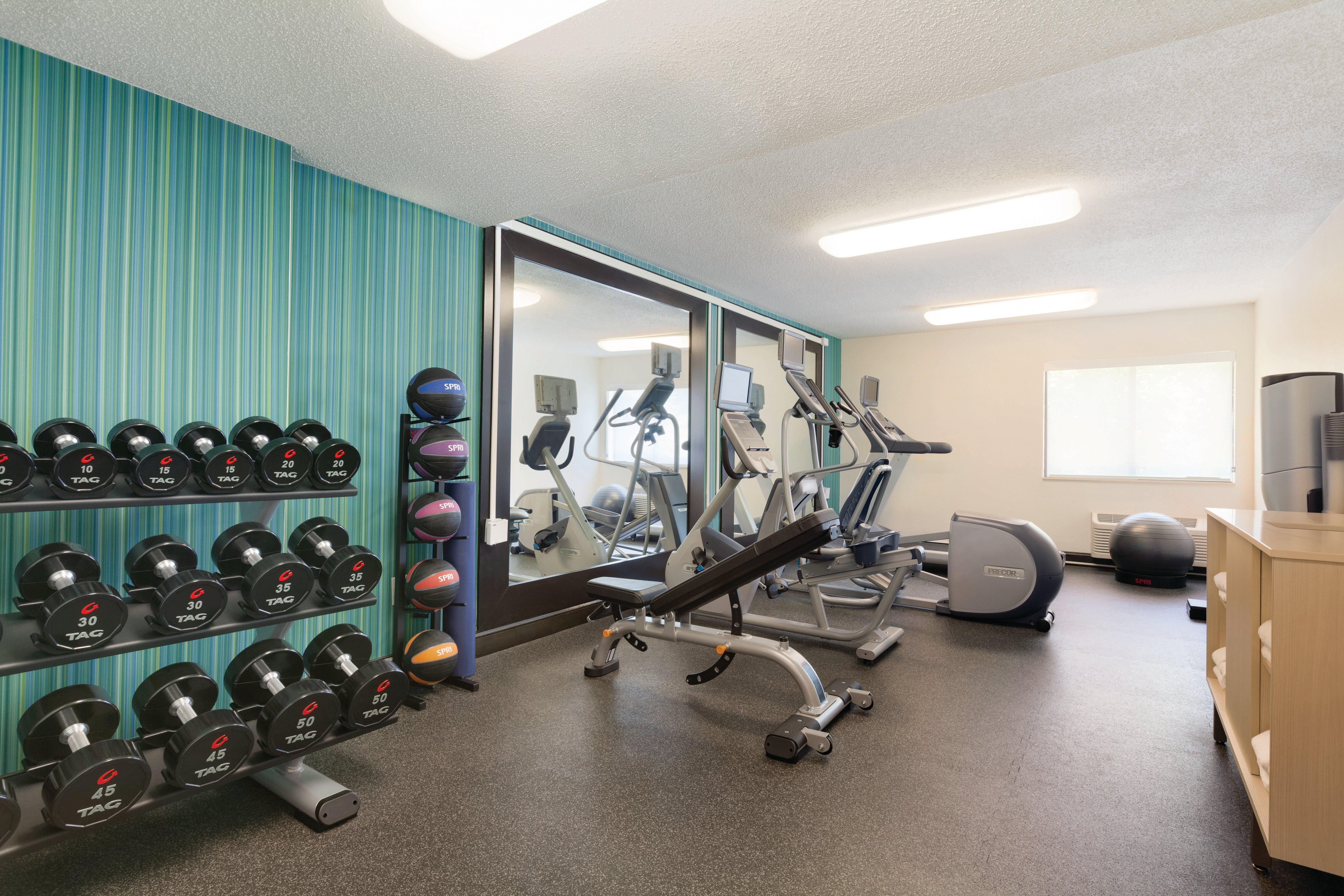Holiday Inn Express Hartford South - Rocky Hill By Ihg Buitenkant foto