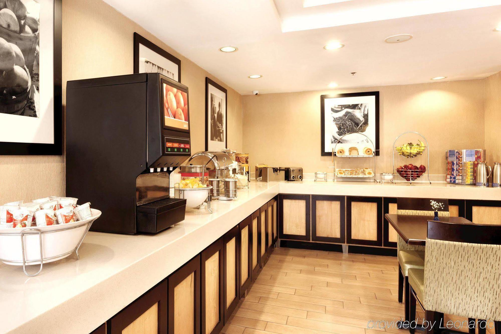 Holiday Inn Express Hartford South - Rocky Hill By Ihg Buitenkant foto