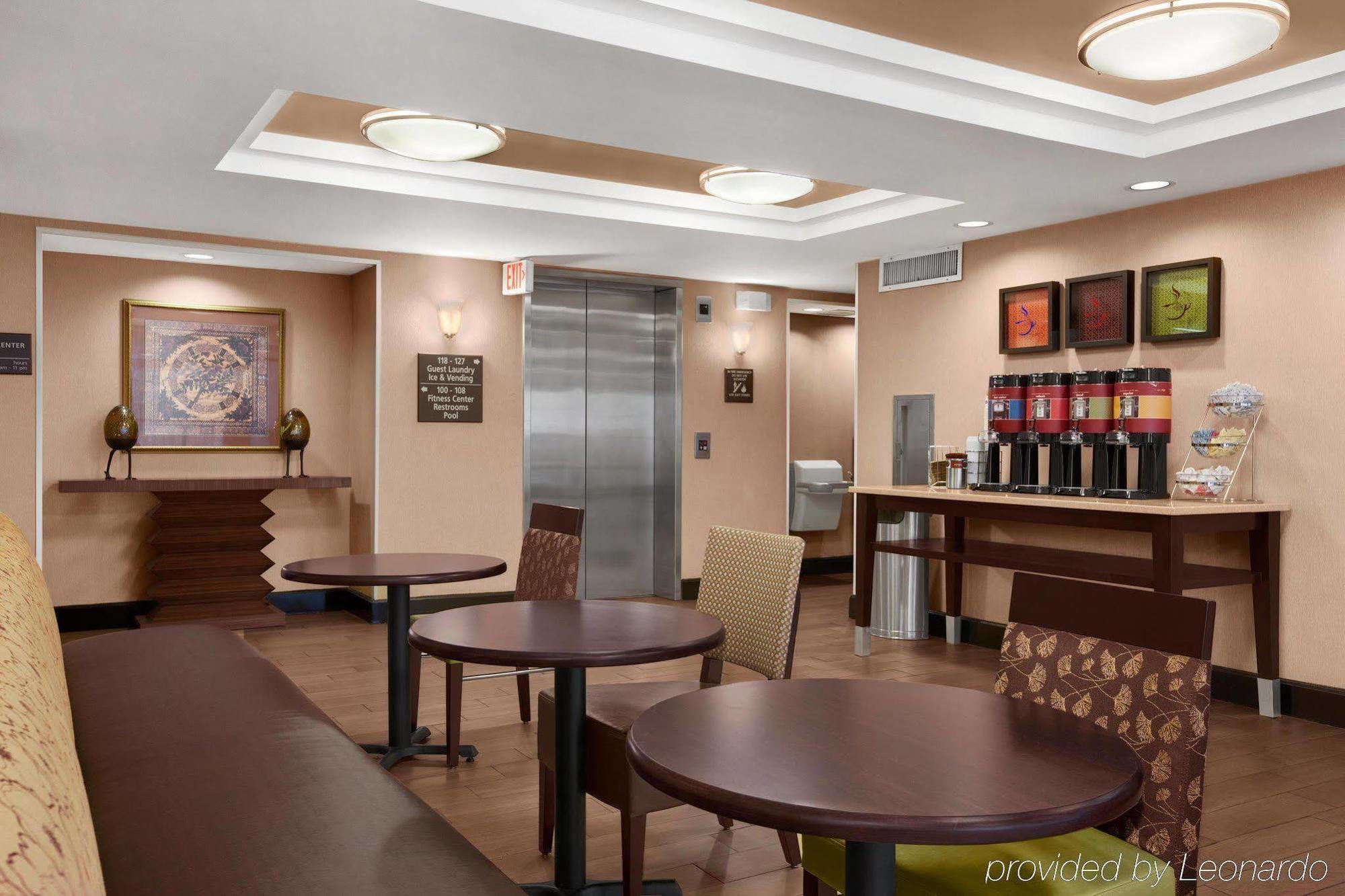 Holiday Inn Express Hartford South - Rocky Hill By Ihg Buitenkant foto