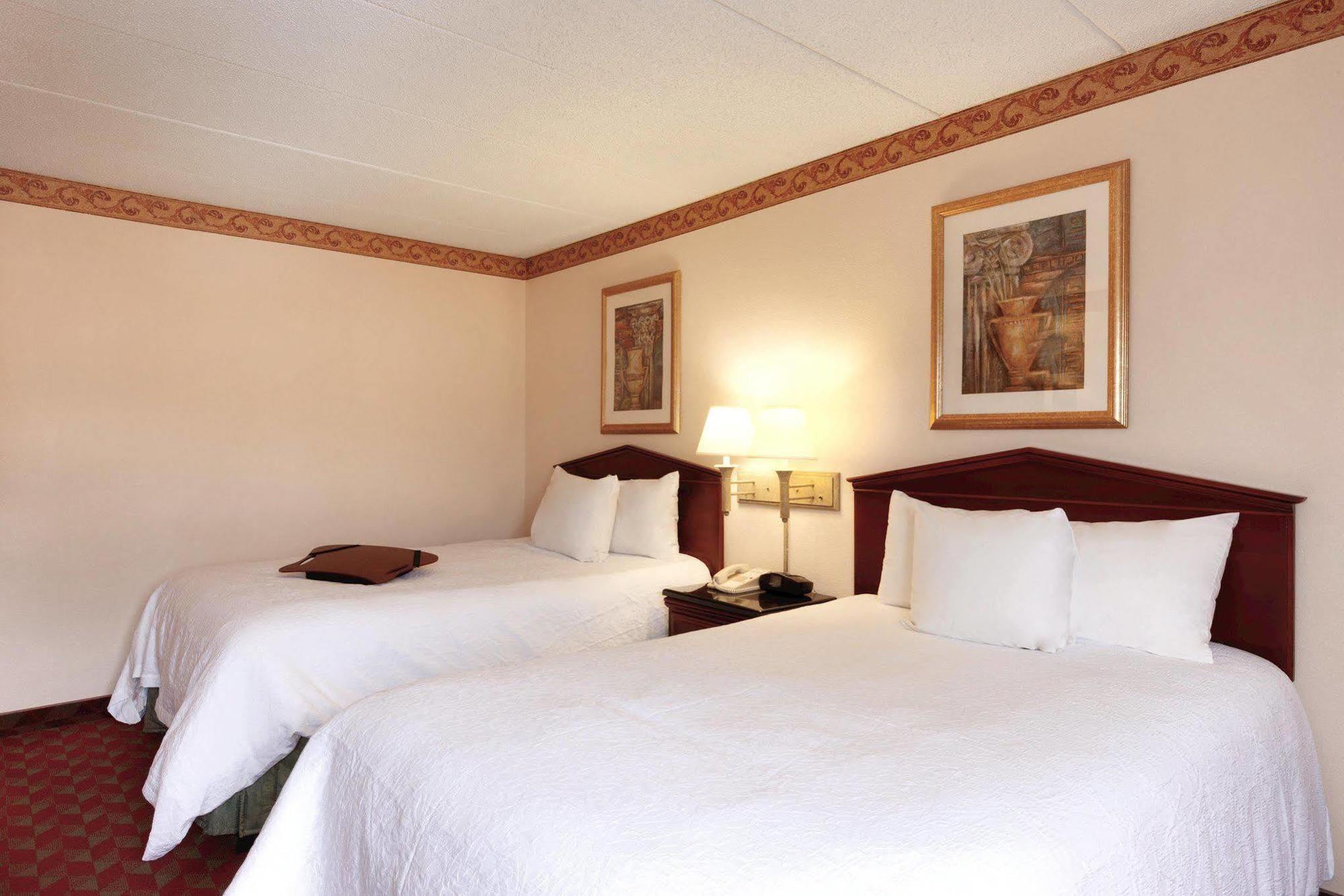 Holiday Inn Express Hartford South - Rocky Hill By Ihg Buitenkant foto
